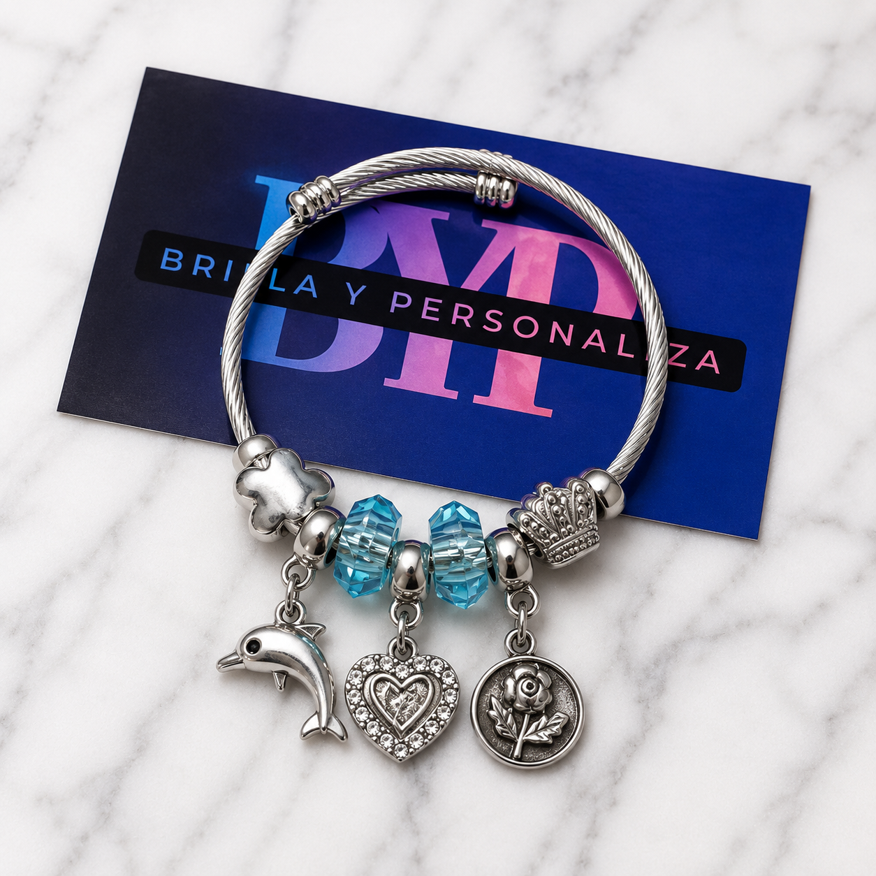 PULSERA CON CHARMS